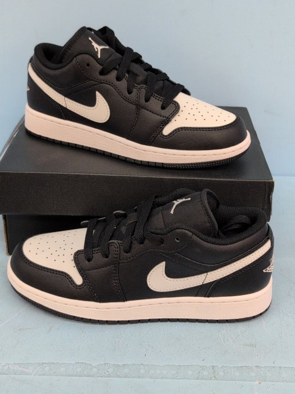 Nike Air Jordan 1 Low GS Sneakers Big Kids Shoes US 4Y Black White 553560-043